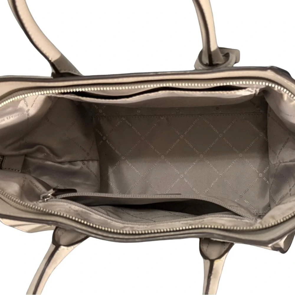 Michael Kors Avril Medium Satchel Cement Grey Pebbled Leather Handbag - Picture 7 of 10